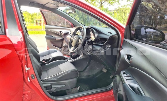 ซื้อ รถมือสอง Toyota Yaris Ativ สีแดง รถยนต์ ใน %{เมือง} ใน กรุงเทพมหานคร ซื้อ รถมือสอง Toyota Yaris Ativ สีแดง รถยนต์ ใน %{เมือง} ใน กรุงเทพมหานคร