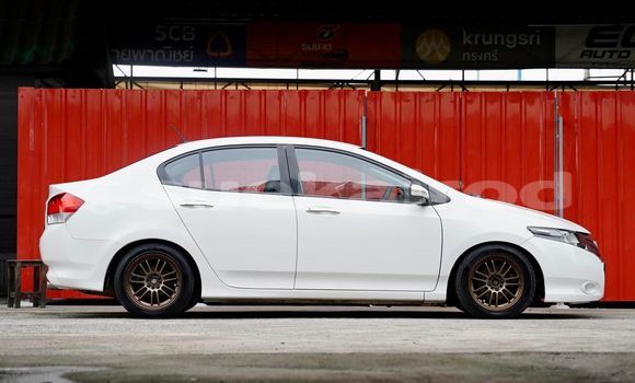 Buy Used Honda City White Car in Bangkok in Bangkok Buy Used Honda City White Car in Bangkok in Bangkok