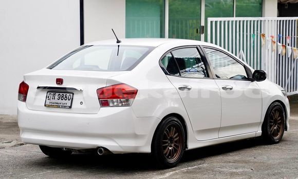 Buy Used Honda City White Car in Bangkok in Bangkok Buy Used Honda City White Car in Bangkok in Bangkok