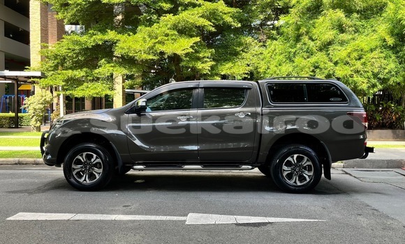 ซื้อ รถมือสอง Mazda BT-50 สีน้ำตาล รถยนต์ ใน %{เมือง} ใน กรุงเทพมหานคร ซื้อ รถมือสอง Mazda BT-50 สีน้ำตาล รถยนต์ ใน %{เมือง} ใน กรุงเทพมหานคร