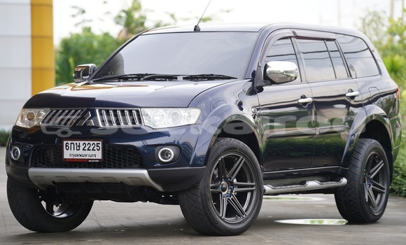 ซื้อ รถมือสอง Mitsubishi Pajero สีดำ รถยนต์ ใน %{เมือง} ใน กรุงเทพมหานคร