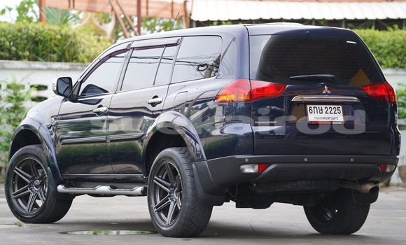 Buy Used Mitsubishi Pajero Black Car in Bangkok in Bangkok Buy Used Mitsubishi Pajero Black Car in Bangkok in Bangkok