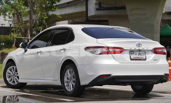 Buy Used Toyota Camry White Car in Bangkok in Bangkok Buy Used Toyota Camry White Car in Bangkok in Bangkok