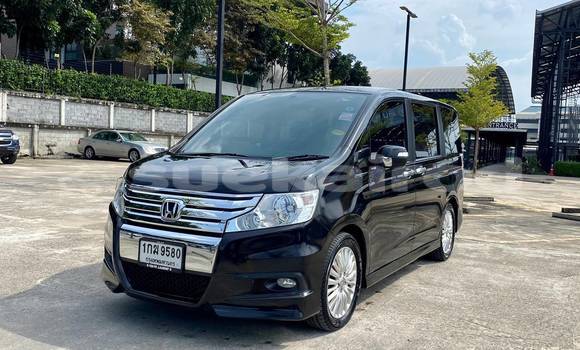 Buy Used Honda Stepwgn Black Car in Bangkok in Bangkok