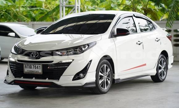 Buy Used Toyota Yaris Ativ White Car in Bangkok in Bangkok