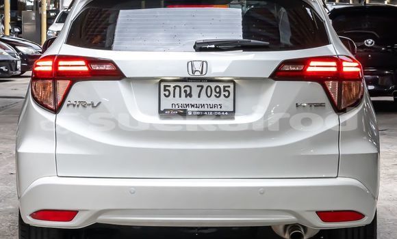 ซื้อ รถมือสอง Honda HR-V ขาว รถยนต์ ใน %{เมือง} ใน กรุงเทพมหานคร ซื้อ รถมือสอง Honda HR-V ขาว รถยนต์ ใน %{เมือง} ใน กรุงเทพมหานคร