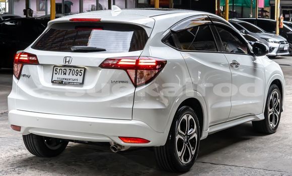 ซื้อ รถมือสอง Honda HR-V ขาว รถยนต์ ใน %{เมือง} ใน กรุงเทพมหานคร ซื้อ รถมือสอง Honda HR-V ขาว รถยนต์ ใน %{เมือง} ใน กรุงเทพมหานคร