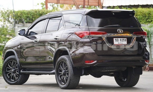 Buy Used Toyota Fortuner Brown Car in Bangkok in Bangkok Buy Used Toyota Fortuner Brown Car in Bangkok in Bangkok
