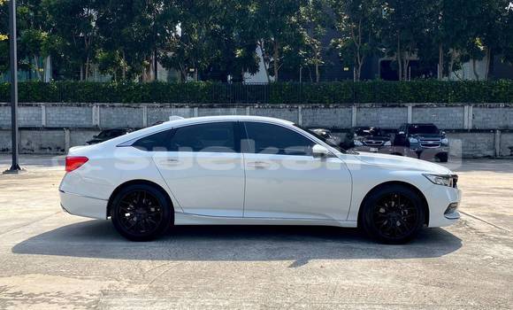 ซื้อ รถมือสอง Honda Accord ขาว รถยนต์ ใน %{เมือง} ใน กรุงเทพมหานคร ซื้อ รถมือสอง Honda Accord ขาว รถยนต์ ใน %{เมือง} ใน กรุงเทพมหานคร