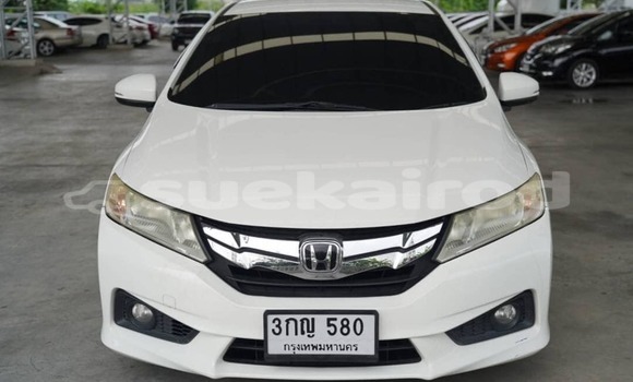 Buy Used Honda City White Car in Bangkok in Bangkok Buy Used Honda City White Car in Bangkok in Bangkok