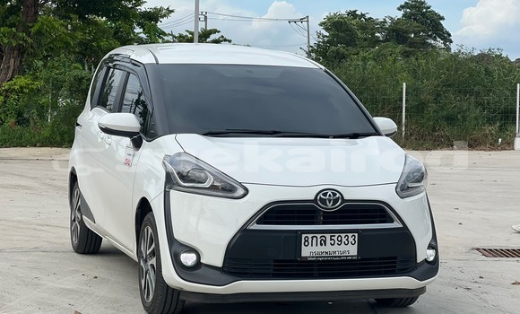 ซื้อ รถมือสอง Toyota Sienta ขาว รถยนต์ ใน %{เมือง} ใน กรุงเทพมหานคร ซื้อ รถมือสอง Toyota Sienta ขาว รถยนต์ ใน %{เมือง} ใน กรุงเทพมหานคร