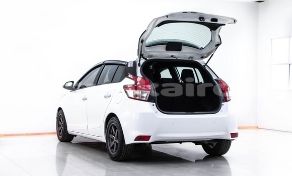 ซื้อ รถมือสอง Toyota Yaris ขาว รถยนต์ ใน %{เมือง} ใน กรุงเทพมหานคร ซื้อ รถมือสอง Toyota Yaris ขาว รถยนต์ ใน %{เมือง} ใน กรุงเทพมหานคร