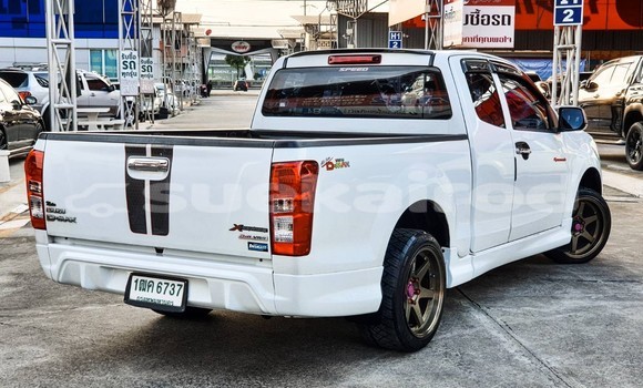 ซื้อ รถมือสอง Isuzu D–MAX ขาว รถยนต์ ใน %{เมือง} ใน กรุงเทพมหานคร ซื้อ รถมือสอง Isuzu D–MAX ขาว รถยนต์ ใน %{เมือง} ใน กรุงเทพมหานคร