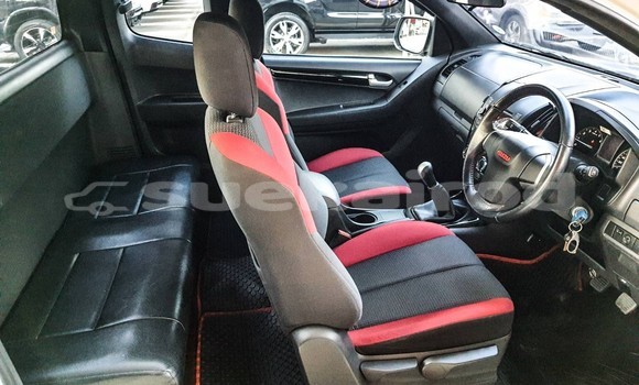 ซื้อ รถมือสอง Isuzu D–MAX ขาว รถยนต์ ใน %{เมือง} ใน กรุงเทพมหานคร ซื้อ รถมือสอง Isuzu D–MAX ขาว รถยนต์ ใน %{เมือง} ใน กรุงเทพมหานคร