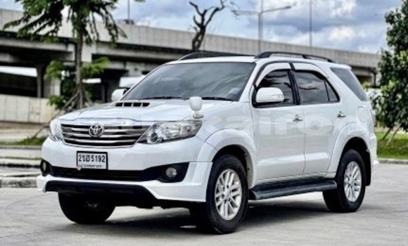 ซื้อ รถมือสอง Toyota Fortuner ขาว รถยนต์ ใน %{เมือง} ใน กรุงเทพมหานคร ซื้อ รถมือสอง Toyota Fortuner ขาว รถยนต์ ใน %{เมือง} ใน กรุงเทพมหานคร