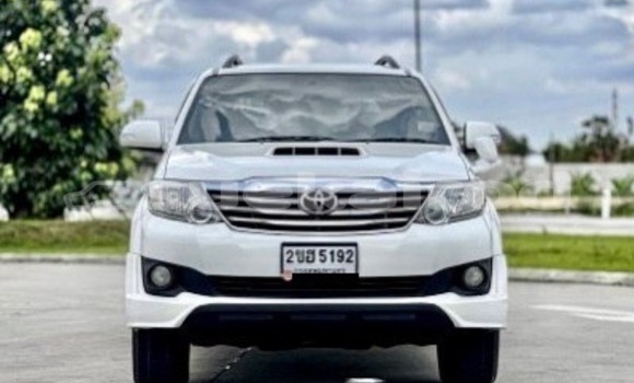Buy Used Toyota Fortuner White Car in Bangkok in Bangkok Buy Used Toyota Fortuner White Car in Bangkok in Bangkok
