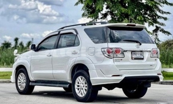 Buy Used Toyota Fortuner White Car in Bangkok in Bangkok Buy Used Toyota Fortuner White Car in Bangkok in Bangkok