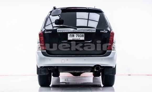 ซื้อ รถมือสอง Isuzu MU-7 สีดำ รถยนต์ ใน %{เมือง} ใน กรุงเทพมหานคร ซื้อ รถมือสอง Isuzu MU-7 สีดำ รถยนต์ ใน %{เมือง} ใน กรุงเทพมหานคร