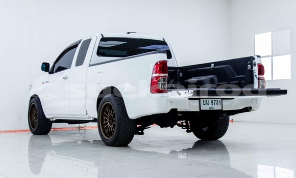 ซื้อ รถมือสอง Toyota Hiluxe VIGO ขาว รถยนต์ ใน %{เมือง} ใน กรุงเทพมหานคร ซื้อ รถมือสอง Toyota Hiluxe VIGO ขาว รถยนต์ ใน %{เมือง} ใน กรุงเทพมหานคร