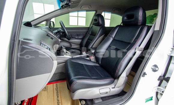 ซื้อ รถมือสอง Honda Civic ขาว รถยนต์ ใน %{เมือง} ใน กรุงเทพมหานคร ซื้อ รถมือสอง Honda Civic ขาว รถยนต์ ใน %{เมือง} ใน กรุงเทพมหานคร