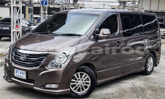 Buy Used Hyundai H1 Brown Car in Bangkok in Bangkok