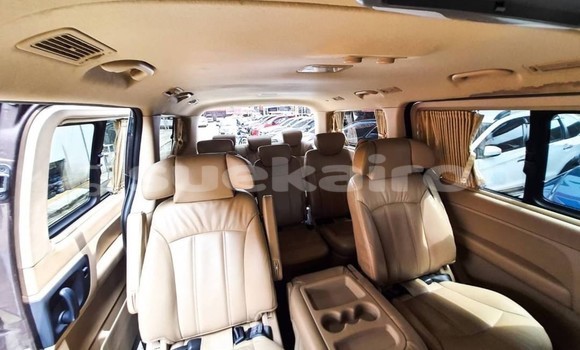 ซื้อ รถมือสอง Hyundai H1 สีน้ำตาล รถยนต์ ใน %{เมือง} ใน กรุงเทพมหานคร ซื้อ รถมือสอง Hyundai H1 สีน้ำตาล รถยนต์ ใน %{เมือง} ใน กรุงเทพมหานคร