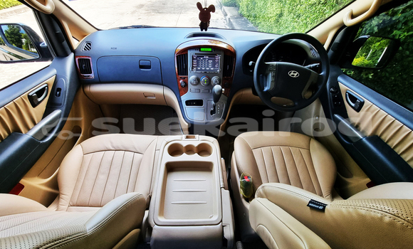 ซื้อ รถมือสอง Hyundai H1 สีดำ รถยนต์ ใน %{เมือง} ใน กรุงเทพมหานคร ซื้อ รถมือสอง Hyundai H1 สีดำ รถยนต์ ใน %{เมือง} ใน กรุงเทพมหานคร