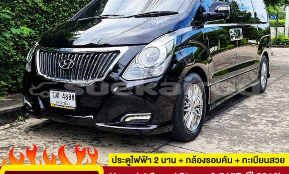 Buy Used Hyundai Grand Starex Black Car in Bangkok in Bangkok