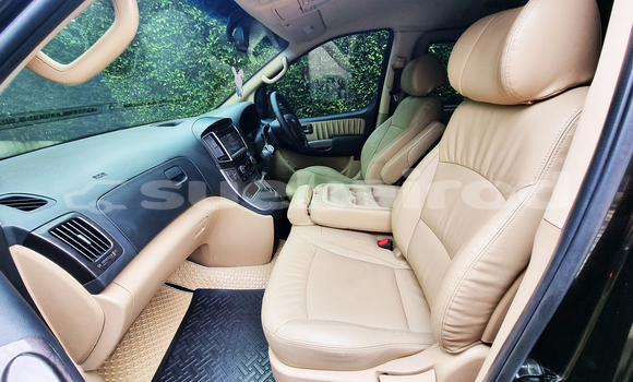 ซื้อ รถมือสอง Hyundai H1 สีดำ รถยนต์ ใน %{เมือง} ใน กรุงเทพมหานคร ซื้อ รถมือสอง Hyundai H1 สีดำ รถยนต์ ใน %{เมือง} ใน กรุงเทพมหานคร