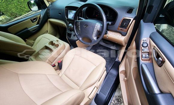 ซื้อ รถมือสอง Hyundai H1 สีดำ รถยนต์ ใน %{เมือง} ใน กรุงเทพมหานคร ซื้อ รถมือสอง Hyundai H1 สีดำ รถยนต์ ใน %{เมือง} ใน กรุงเทพมหานคร