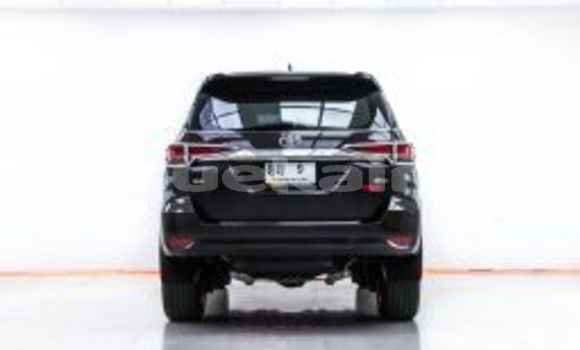 Buy Used Toyota Fortuner Brown Car in Bangkok in Bangkok Buy Used Toyota Fortuner Brown Car in Bangkok in Bangkok