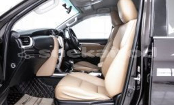 Buy Used Toyota Fortuner Brown Car in Bangkok in Bangkok Buy Used Toyota Fortuner Brown Car in Bangkok in Bangkok