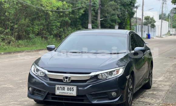 ซื้อ รถมือสอง Honda Civic อื่น ๆ รถยนต์ ใน %{เมือง} ใน กรุงเทพมหานคร