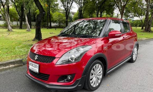 ซื้อ รถมือสอง Suzuki Swift สีแดง รถยนต์ ใน %{เมือง} ใน กรุงเทพมหานคร