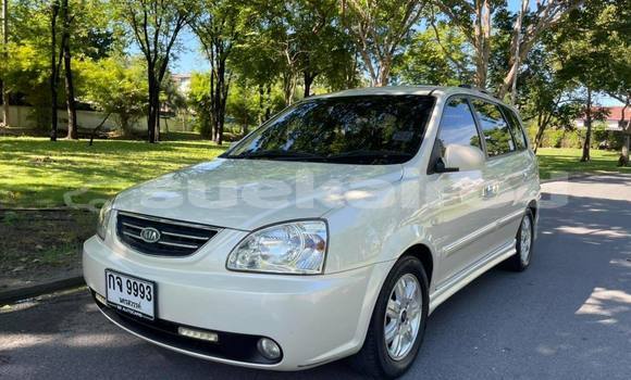 ซื้อ รถมือสอง Kia Carens ขาว รถยนต์ ใน %{เมือง} ใน กรุงเทพมหานคร