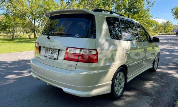 ซื้อ รถมือสอง Kia Carens ขาว รถยนต์ ใน %{เมือง} ใน กรุงเทพมหานคร ซื้อ รถมือสอง Kia Carens ขาว รถยนต์ ใน %{เมือง} ใน กรุงเทพมหานคร