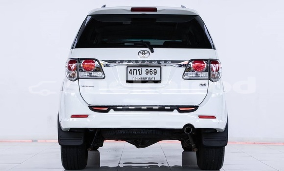 ซื้อ รถมือสอง Toyota Fortuner ขาว รถยนต์ ใน %{เมือง} ใน กรุงเทพมหานคร ซื้อ รถมือสอง Toyota Fortuner ขาว รถยนต์ ใน %{เมือง} ใน กรุงเทพมหานคร
