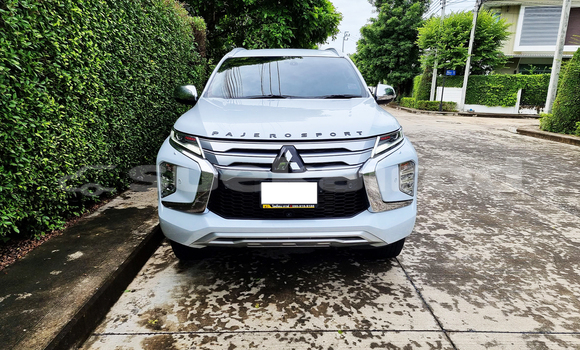 ซื้อ รถมือสอง Mitsubishi Pajero ขาว รถยนต์ ใน %{เมือง} ใน กรุงเทพมหานคร ซื้อ รถมือสอง Mitsubishi Pajero ขาว รถยนต์ ใน %{เมือง} ใน กรุงเทพมหานคร