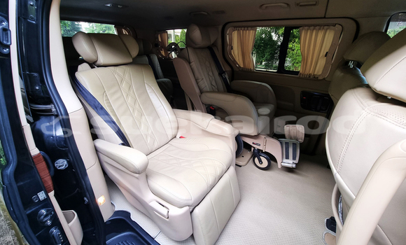 ซื้อ รถมือสอง Hyundai Grand Starex สีดำ รถยนต์ ใน %{เมือง} ใน กรุงเทพมหานคร ซื้อ รถมือสอง Hyundai Grand Starex สีดำ รถยนต์ ใน %{เมือง} ใน กรุงเทพมหานคร