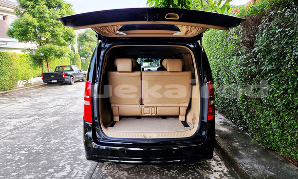 ซื้อ รถมือสอง Hyundai Grand Starex สีดำ รถยนต์ ใน %{เมือง} ใน กรุงเทพมหานคร ซื้อ รถมือสอง Hyundai Grand Starex สีดำ รถยนต์ ใน %{เมือง} ใน กรุงเทพมหานคร