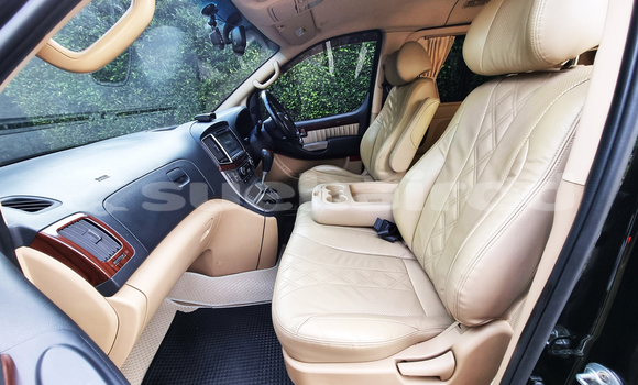 ซื้อ รถมือสอง Hyundai Grand Starex สีดำ รถยนต์ ใน %{เมือง} ใน กรุงเทพมหานคร ซื้อ รถมือสอง Hyundai Grand Starex สีดำ รถยนต์ ใน %{เมือง} ใน กรุงเทพมหานคร