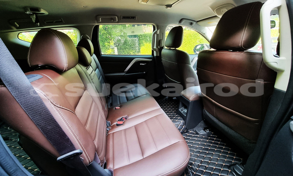 ซื้อ รถมือสอง Mitsubishi Pajero สีดำ รถยนต์ ใน %{เมือง} ใน กรุงเทพมหานคร ซื้อ รถมือสอง Mitsubishi Pajero สีดำ รถยนต์ ใน %{เมือง} ใน กรุงเทพมหานคร