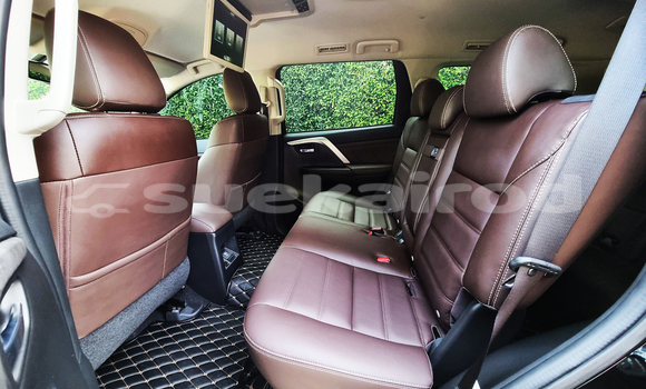 ซื้อ รถมือสอง Mitsubishi Pajero สีดำ รถยนต์ ใน %{เมือง} ใน กรุงเทพมหานคร ซื้อ รถมือสอง Mitsubishi Pajero สีดำ รถยนต์ ใน %{เมือง} ใน กรุงเทพมหานคร