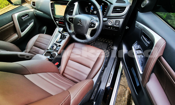 ซื้อ รถมือสอง Mitsubishi Pajero สีดำ รถยนต์ ใน %{เมือง} ใน กรุงเทพมหานคร ซื้อ รถมือสอง Mitsubishi Pajero สีดำ รถยนต์ ใน %{เมือง} ใน กรุงเทพมหานคร