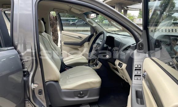 Buy Used Chevrolet TrailBlazer Other Car in Bangkok in Bangkok Buy Used Chevrolet TrailBlazer Other Car in Bangkok in Bangkok