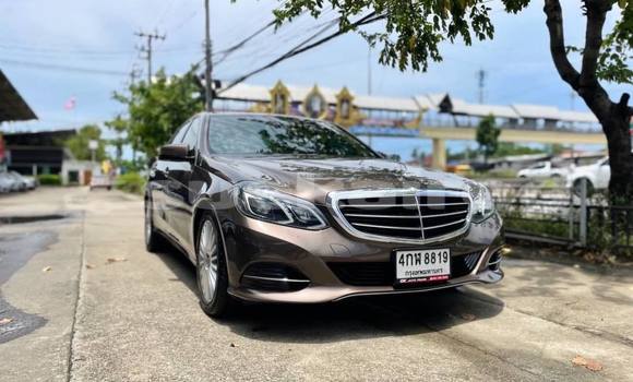 Buy Used Mercedes-Benz E-Classe Brown Car in Bangkok in Bangkok Buy Used Mercedes-Benz E-Classe Brown Car in Bangkok in Bangkok