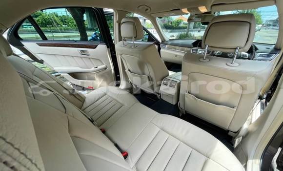 Buy Used Mercedes-Benz E-Classe Brown Car in Bangkok in Bangkok Buy Used Mercedes-Benz E-Classe Brown Car in Bangkok in Bangkok
