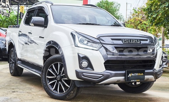 Buy Used Isuzu D-Max White Car in Bangkok in Bangkok Buy Used Isuzu D-Max White Car in Bangkok in Bangkok