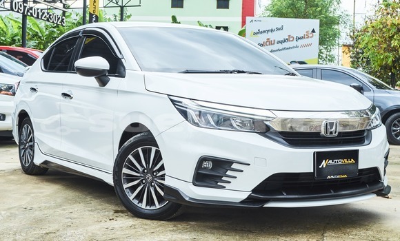 Buy Used Honda City White Car in Bangkok in Bangkok Buy Used Honda City White Car in Bangkok in Bangkok