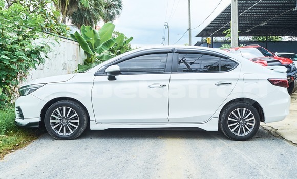 Buy Used Honda City White Car in Bangkok in Bangkok Buy Used Honda City White Car in Bangkok in Bangkok